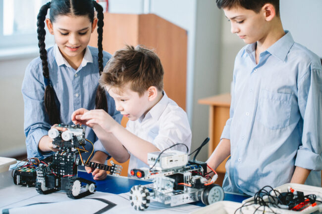 Robotics-competitions-for-kids